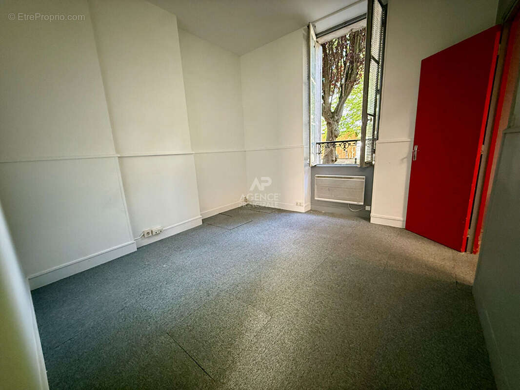 Appartement Poissy 2 pièce(s) 36 m2 - photo 2