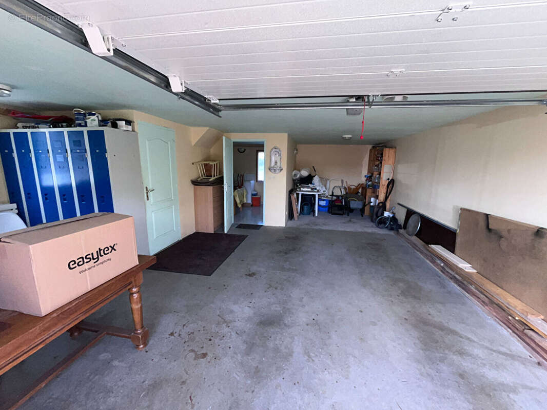 Maison à SAINT-GENES-CHAMPESPE