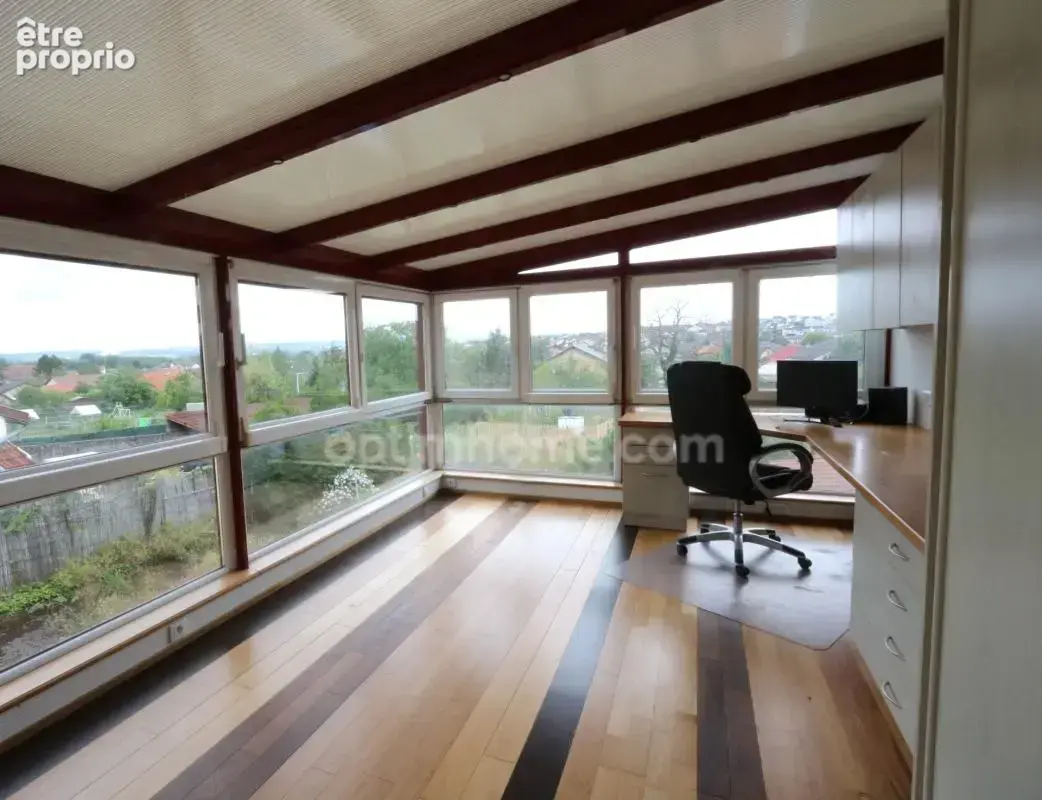 Bertrange - maison de 155 m² avec 4 chambres, garage et jardin ! fort potentiel ! - photo 11