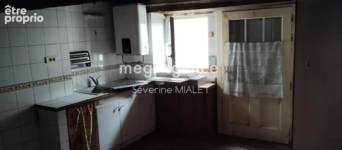 A vendre maison à rénover  Centre Châteaubernard - photo 6