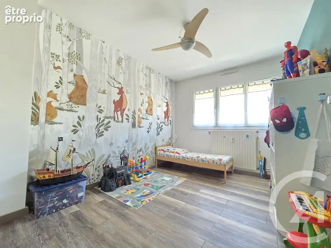Appartement 4 pièces 78 m² à vendre à Toulon (83200) - photo 9