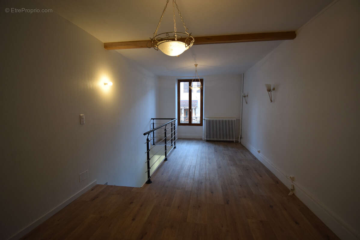 Appartement à SEYSSEL