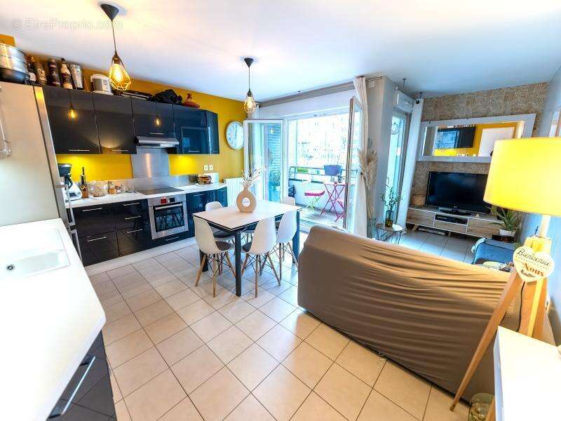 Appartement à COLOMBES