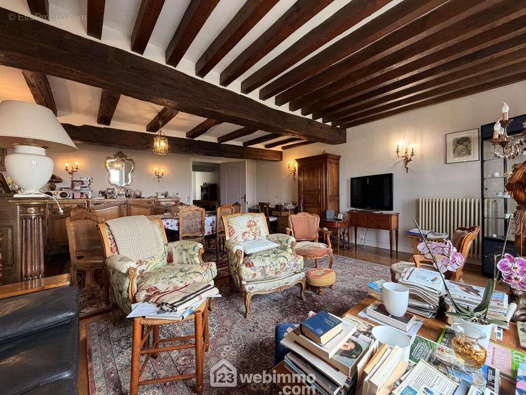 Appartement 255 m² à Laon  - photo 9