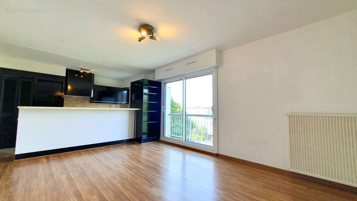 Appartement à SAINT-SEBASTIEN-SUR-LOIRE