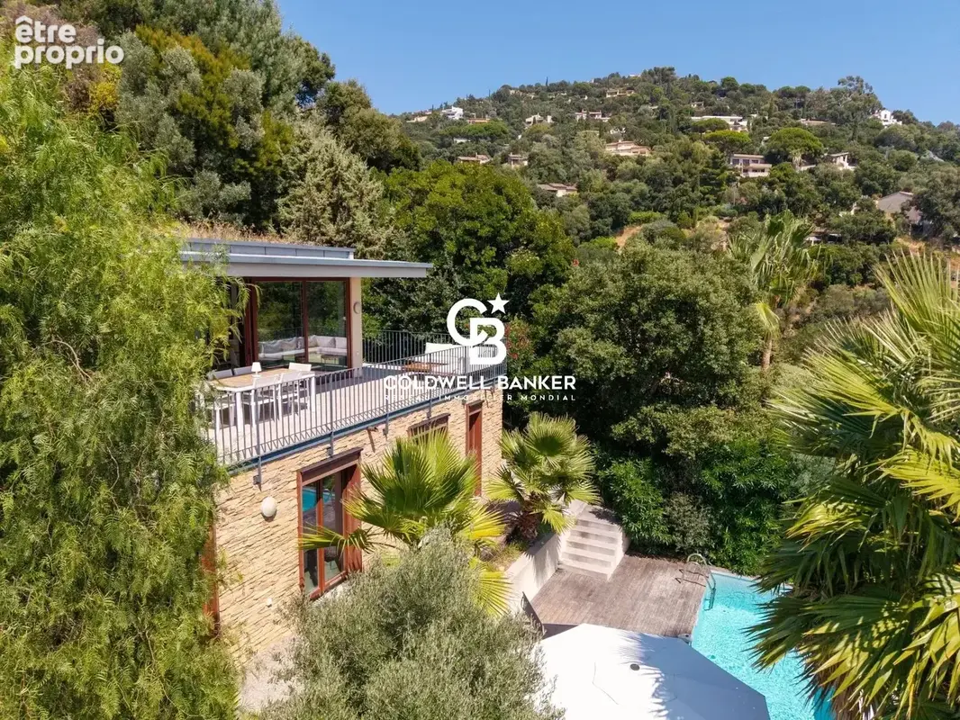 Deux villas, deux piscines, une vue mer spectaculaire - photo 13