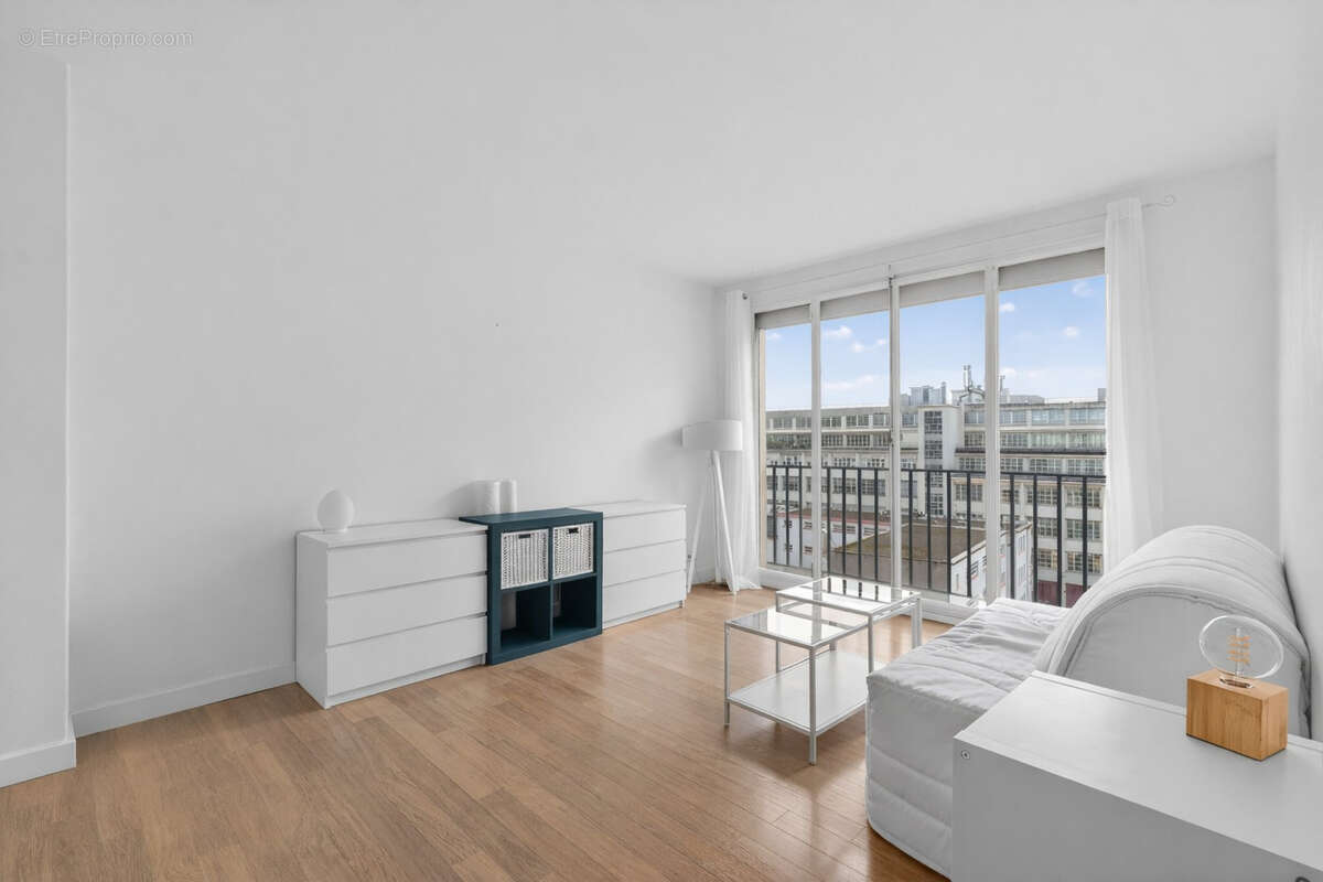 Appartement à PARIS-15E