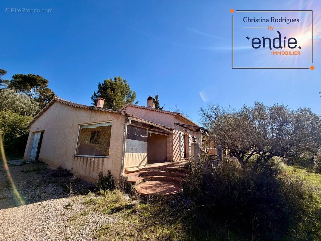 Maison à LORGUES