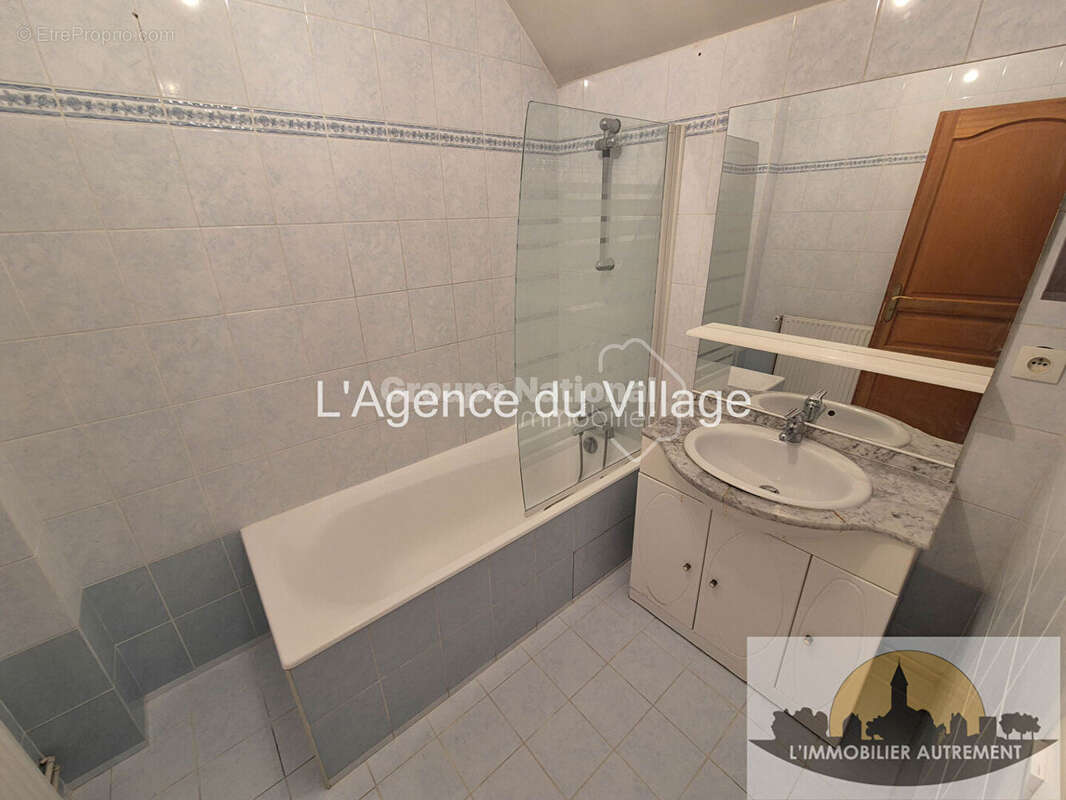 Appartement à HERMES