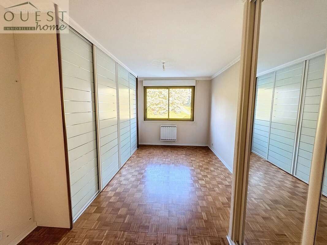 Appartement à CHARBONNIERES-LES-BAINS