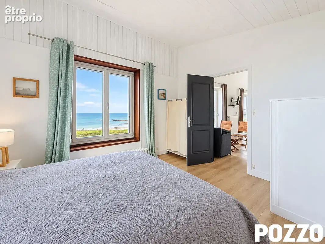 A VENDRE - Maison 124m² - Front de mer - DONVILLE LES BAINS (50350) - photo 4