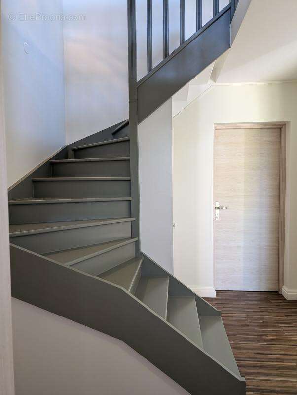 Maison à PETIT-BOURG