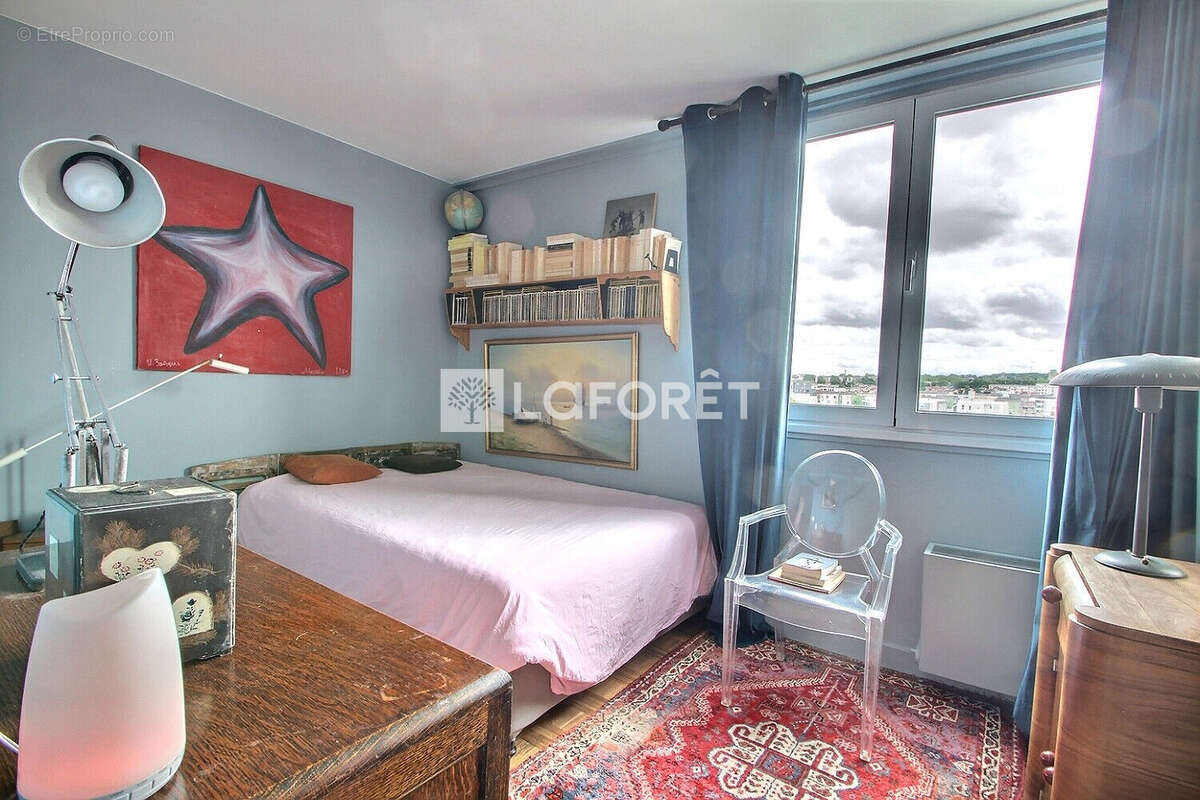 Appartement à NANTERRE
