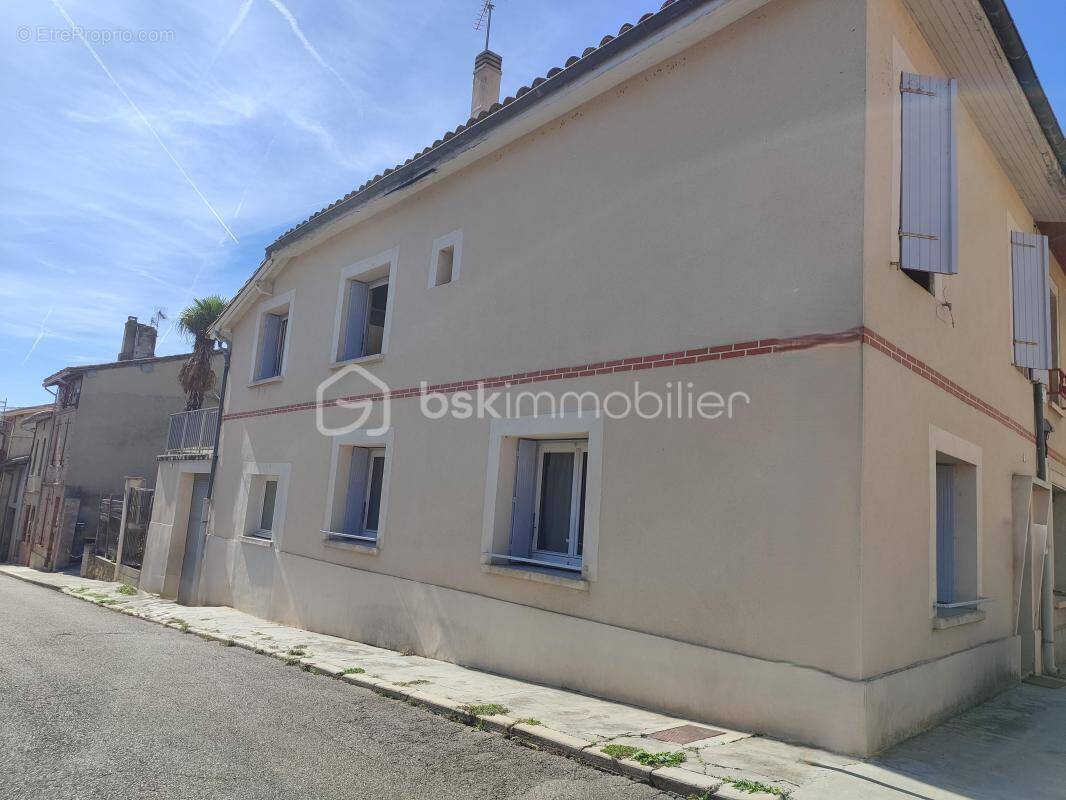 Maison à BEAUMONT-DE-LOMAGNE