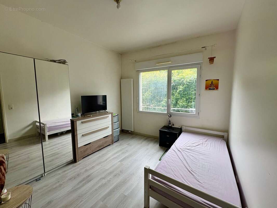 Appartement à L'HAY-LES-ROSES