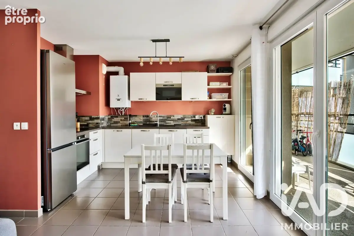 Photo 1 - Appartement à BRON