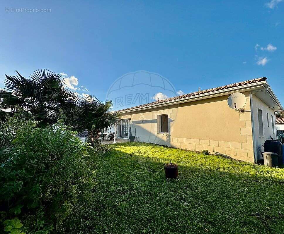 Maison à MESCHERS-SUR-GIRONDE