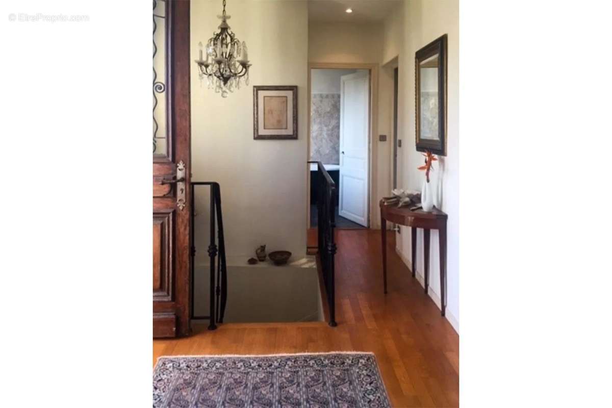 Maison à CAGNES-SUR-MER