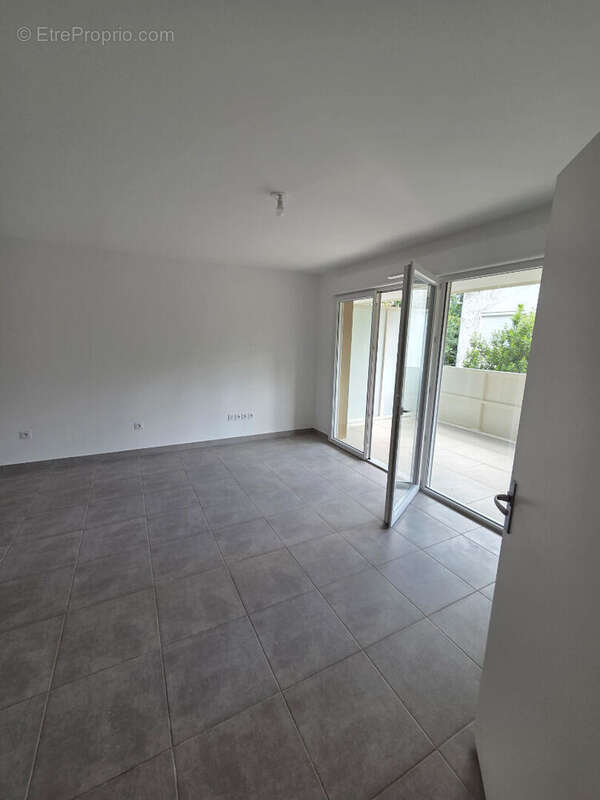Appartement à SALON-DE-PROVENCE