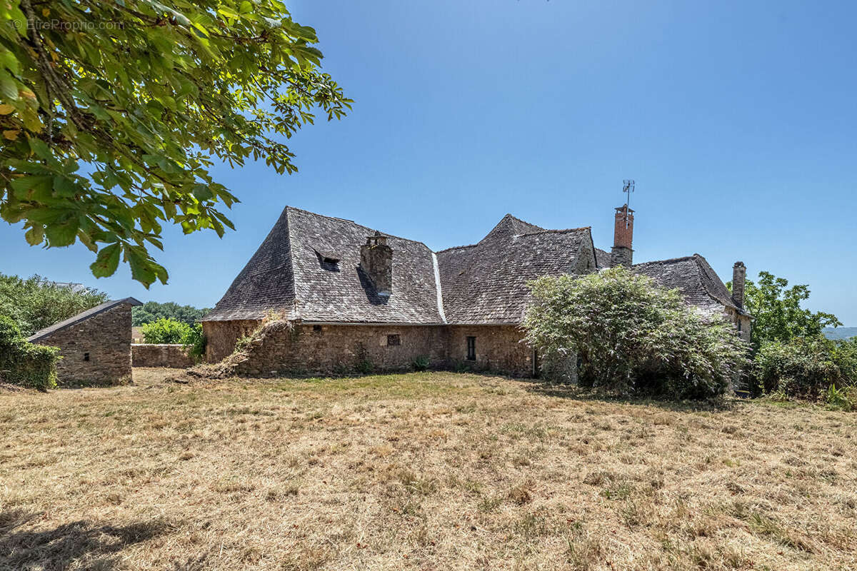 Exclusivité - propriété de caractère en pierre - xviie & xviiie siècles - potentiel exceptionnel - photo 2