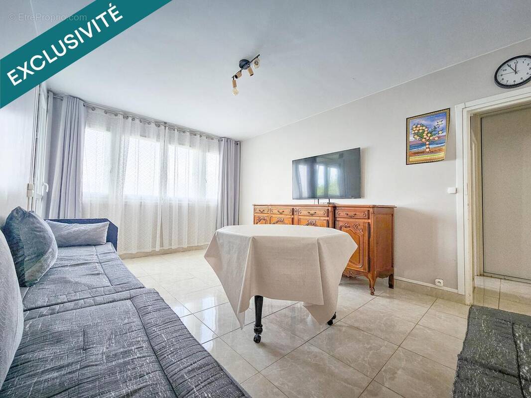 Photo 1 - Appartement à RIS-ORANGIS