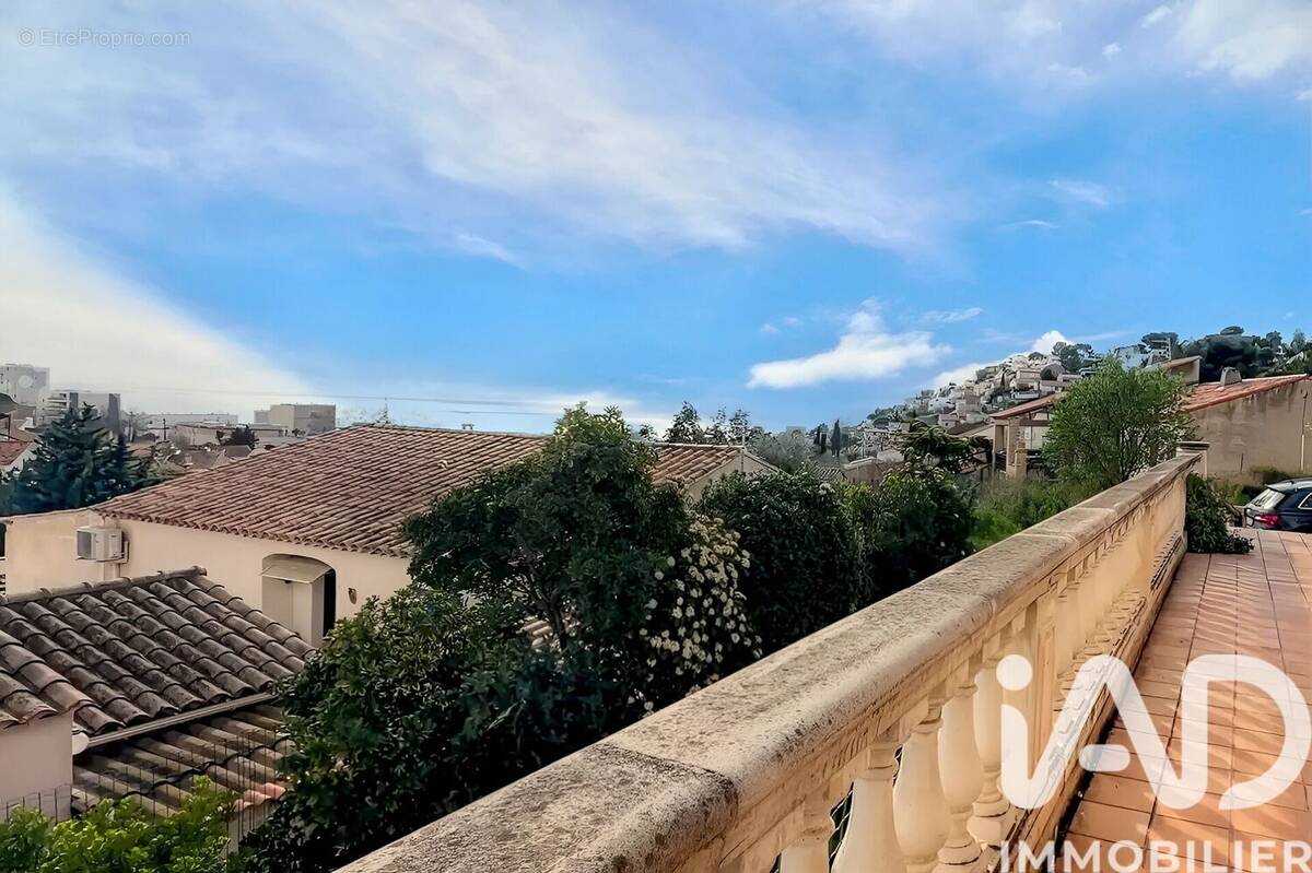 Photo 1 - Maison à MARSEILLE-15E