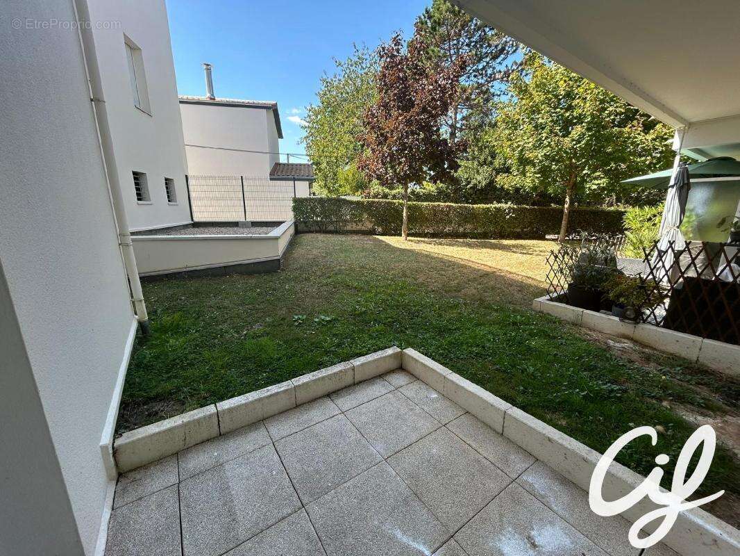 Appartement à SAINT-SEBASTIEN-SUR-LOIRE