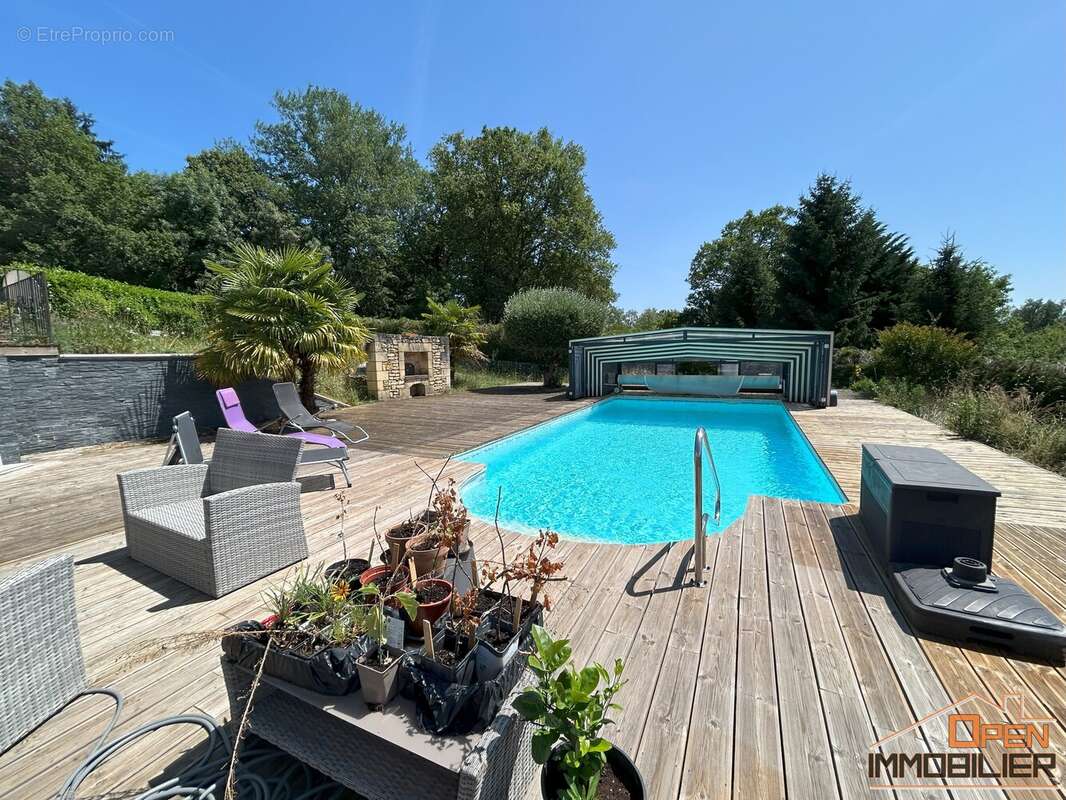 Maison 206 m² à Simeyrols  - photo 419