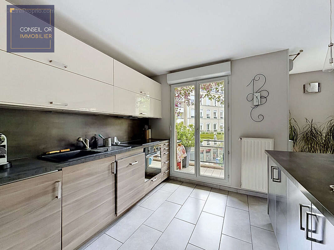 Appartement à LYON-7E