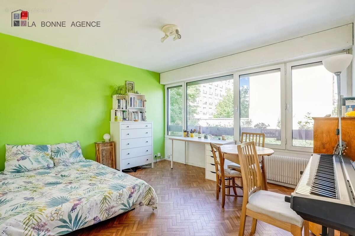Mairie de Montreuil  Studio lumineux de 27 m² sans vis à vis - photo 5