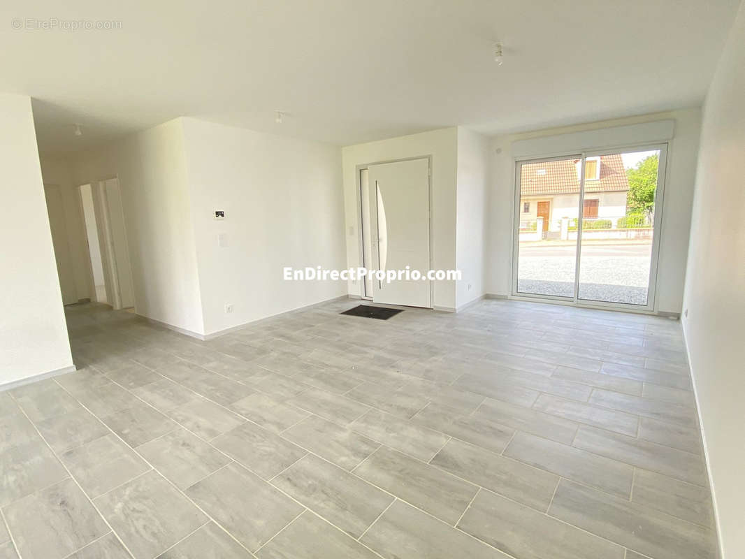 Maison à VILLEMANDEUR