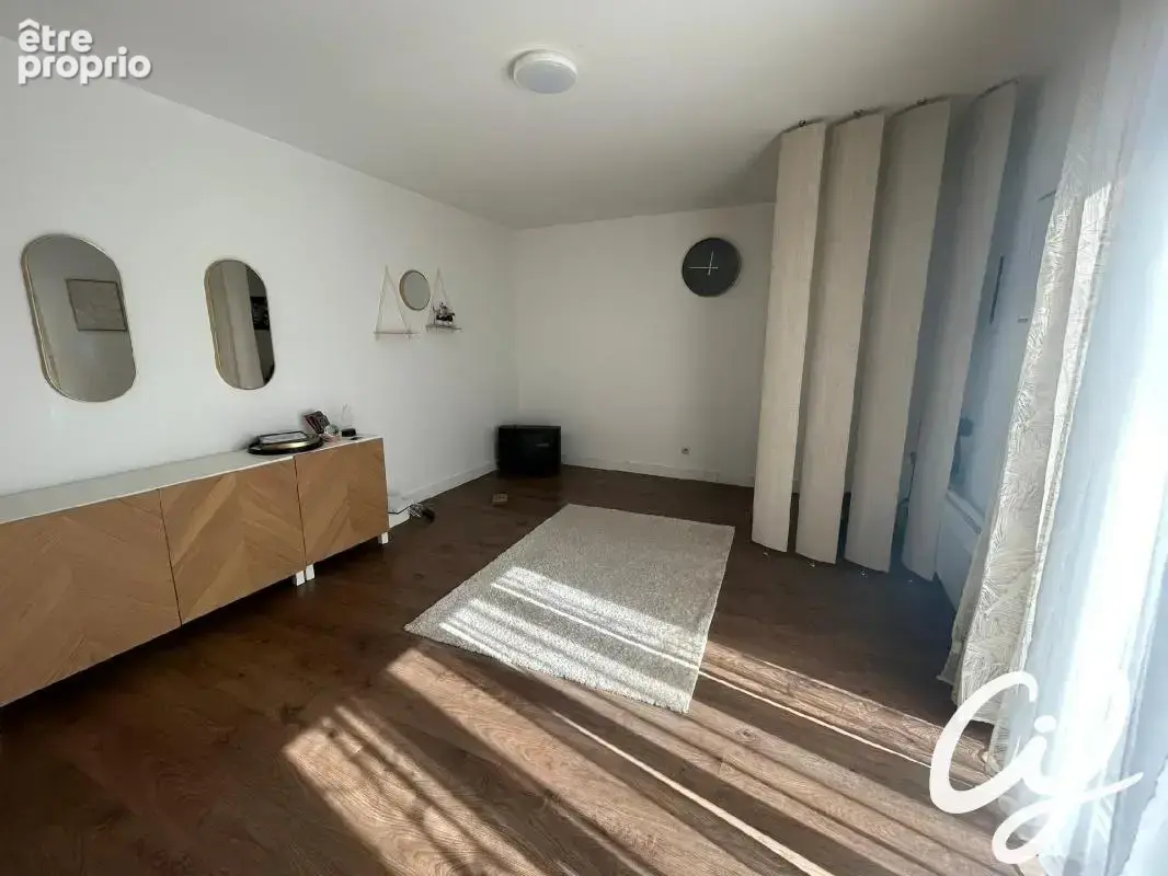 Appartement T2 SAINT HERBLAIN - 52.73 m2  153 000 Euros - photo 3