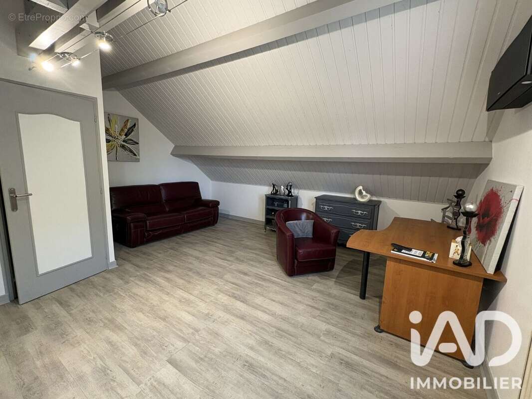 Maison 191 m² à Simard  - photo 4
