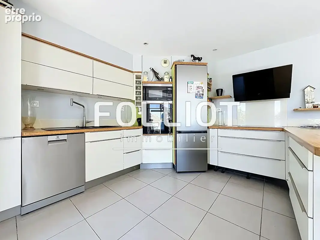 A VENDRE - Maison de 115 m² - photo 4