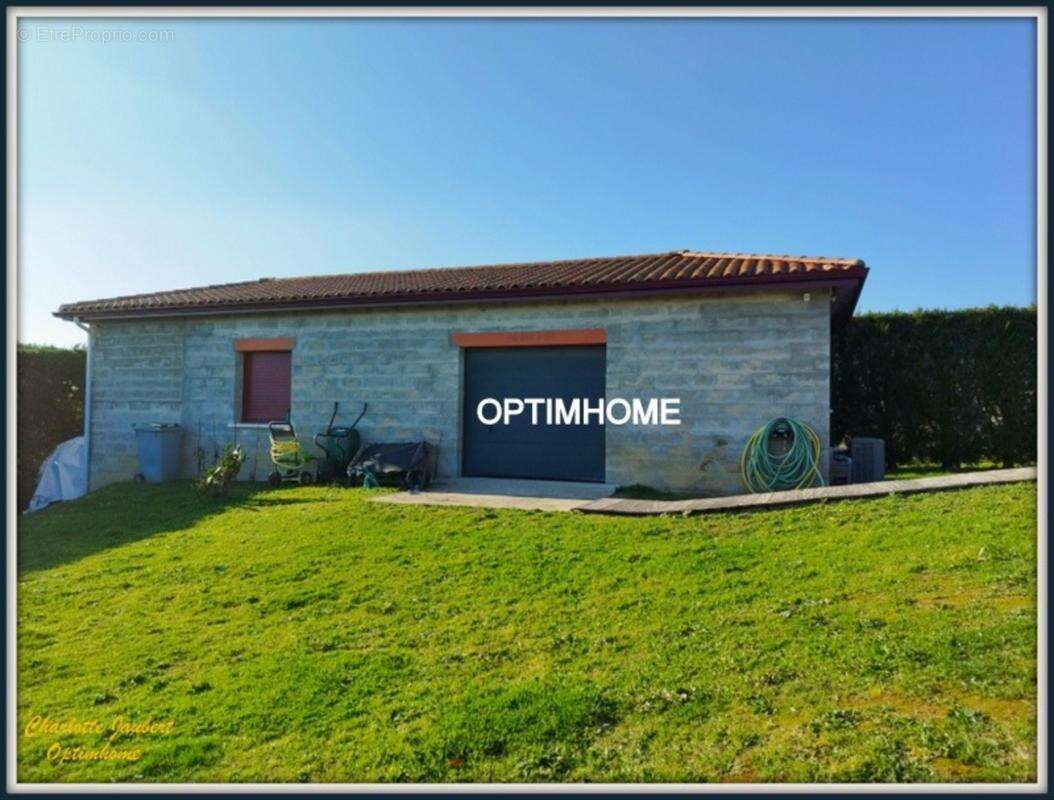 Elegante maison contemporaine + piscine proche de la ROCHE CHALAIS (24) - photo 32