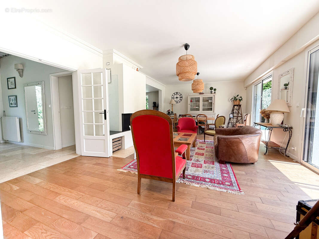 Maison à LA CHAPELLE-SUR-ERDRE