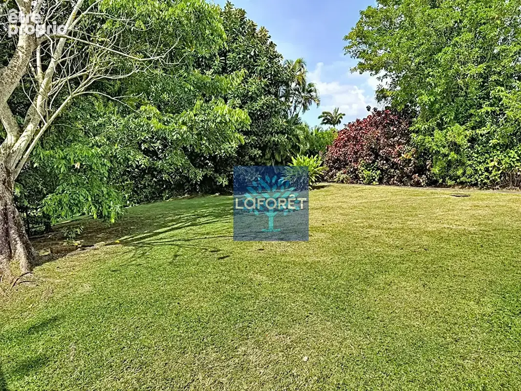 A vendre : Une magnifique villa T6 avec une seconde villa secondaire T3 à Fort-de-France - photo 14