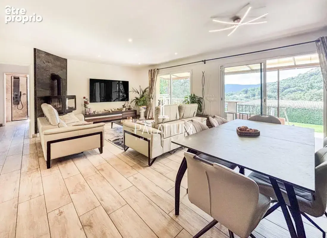Coup de coeur au calme : maison de plain-pied avec piscine, jard - photo 11