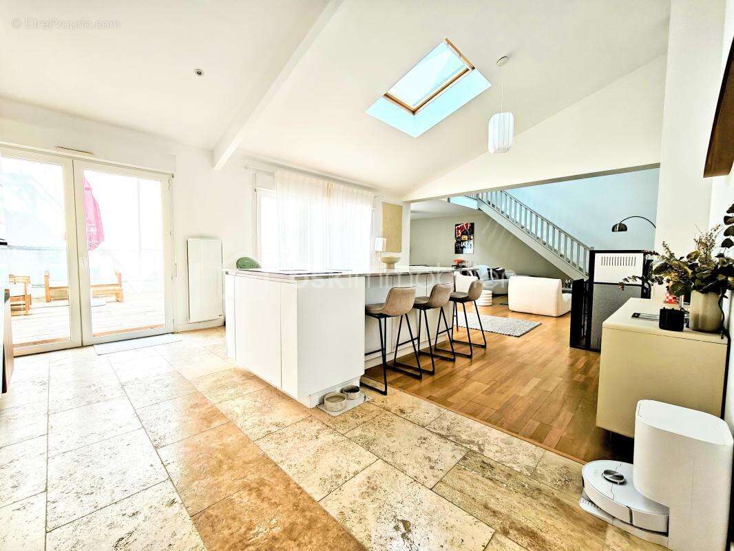 Coup de Cœur — Splendide Villa T6 d'Exception (180,29 m²) - photo 4