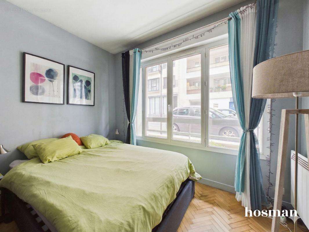 Appartement à PARIS-20E