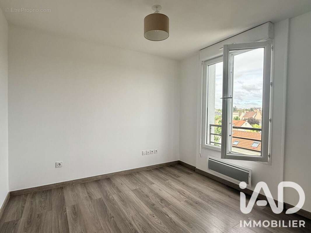 Photo 2 - Appartement à NEUILLY-PLAISANCE