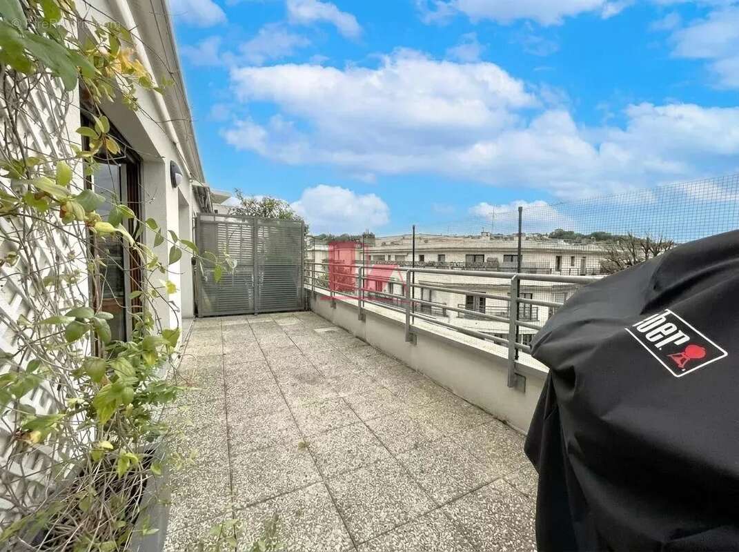 Appartement à ISSY-LES-MOULINEAUX