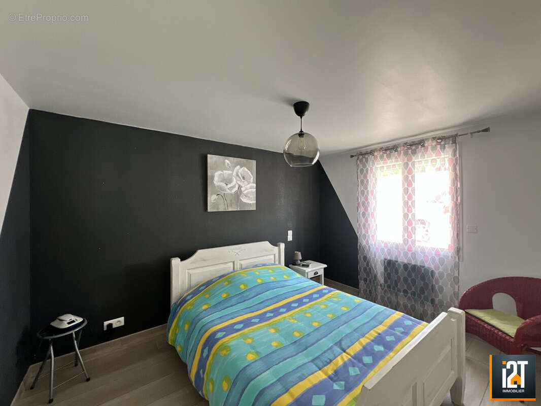 Maison à LA CALMETTE