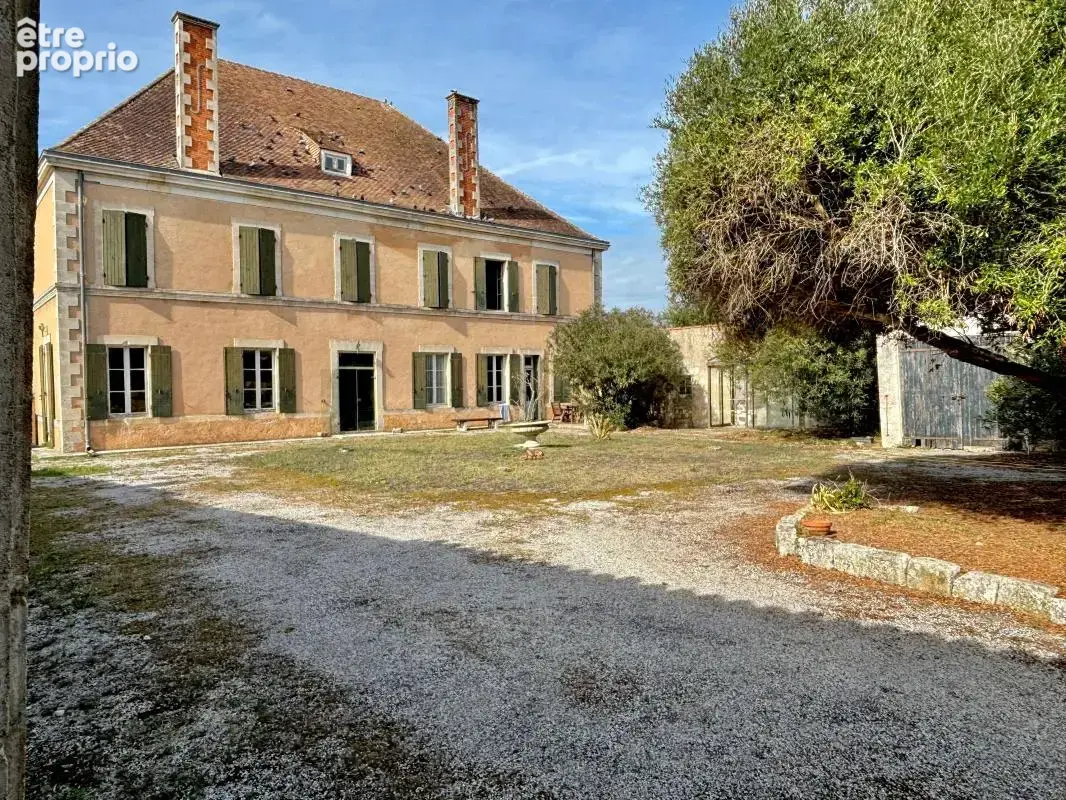 Demeure de charme du XIXᵉ siècle avec dépendances et chais – Île d’Oléron - photo 17