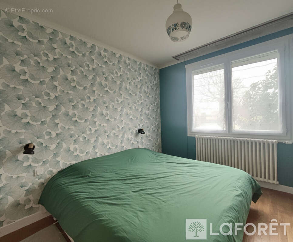 Maison à PLUSSULIEN