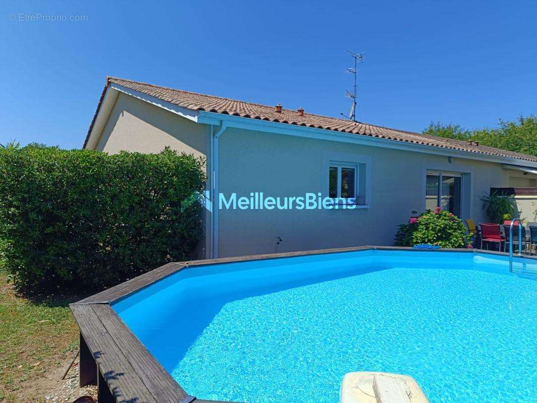 Maison à MARTIGNAS-SUR-JALLE