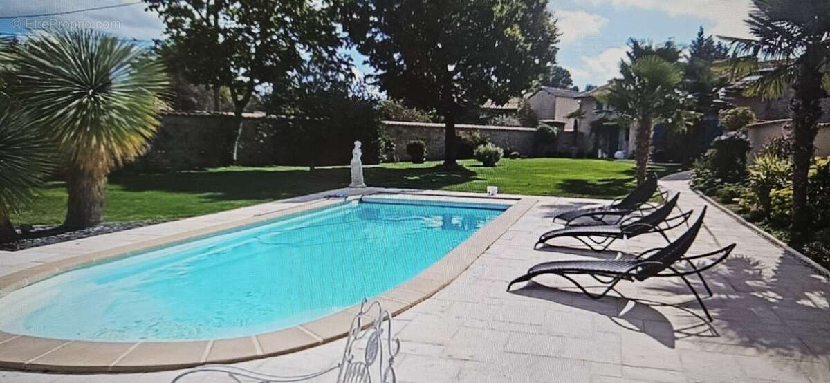 Maison à VANZAY