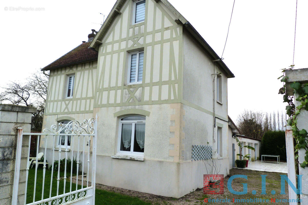 Maison à LA MAILLERAYE-SUR-SEINE