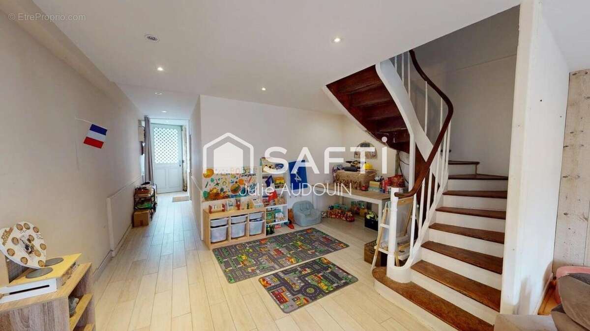 Photo 8 - Maison à SAINT-JEAN-D'ANGELY