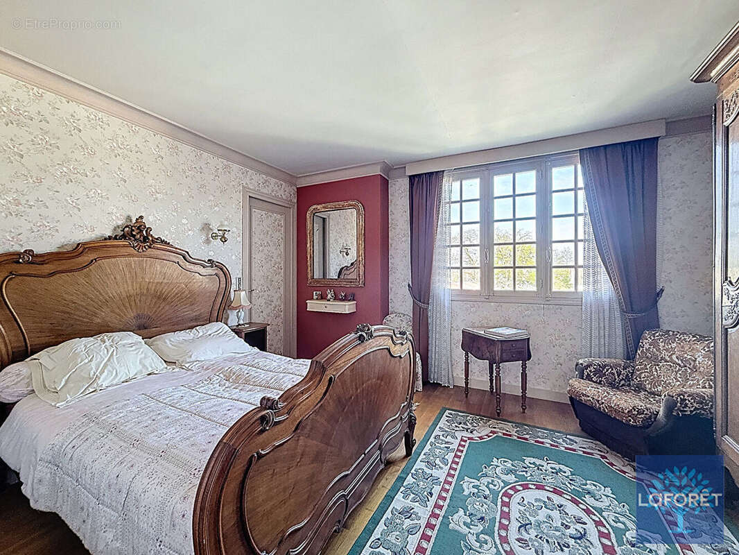 Maison à VIGNEUX-SUR-SEINE